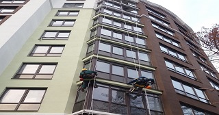 Установка крыши на балкон Железногорск цена от 1019 руб. м/2.