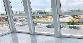 Панорамное остекление балкона Железногорск цена от 11 тыс. руб. м/п.